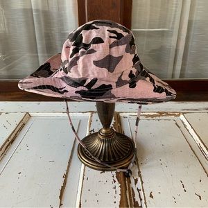 Outfly Camo Pink Vented Bucket Hat New